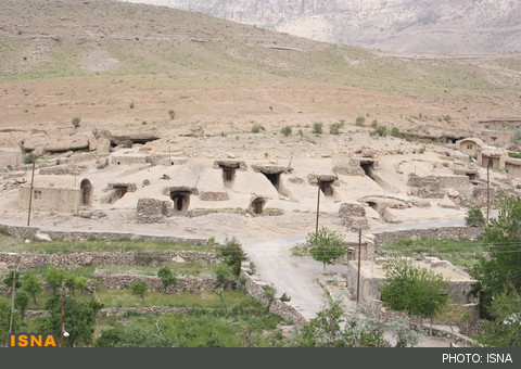 آتش‌سوزی در حریم روستای تاریخی میمند